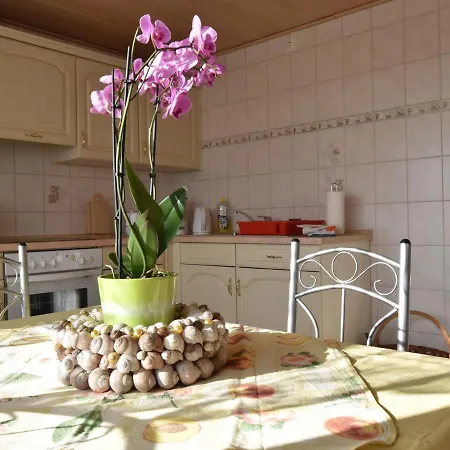 Geraeumige Mit Garten In Brusow *