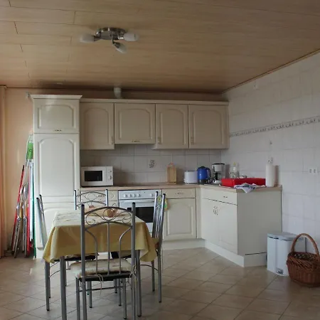 Geraeumige Mit Garten In Brusow Appartement *