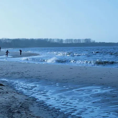 Geraeumige Mit Garten In Brusow * Kröpelin