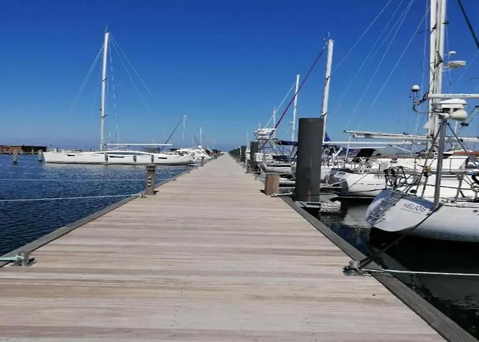 公寓 Geraeumige Mit Garten In Brusow Kröpelin